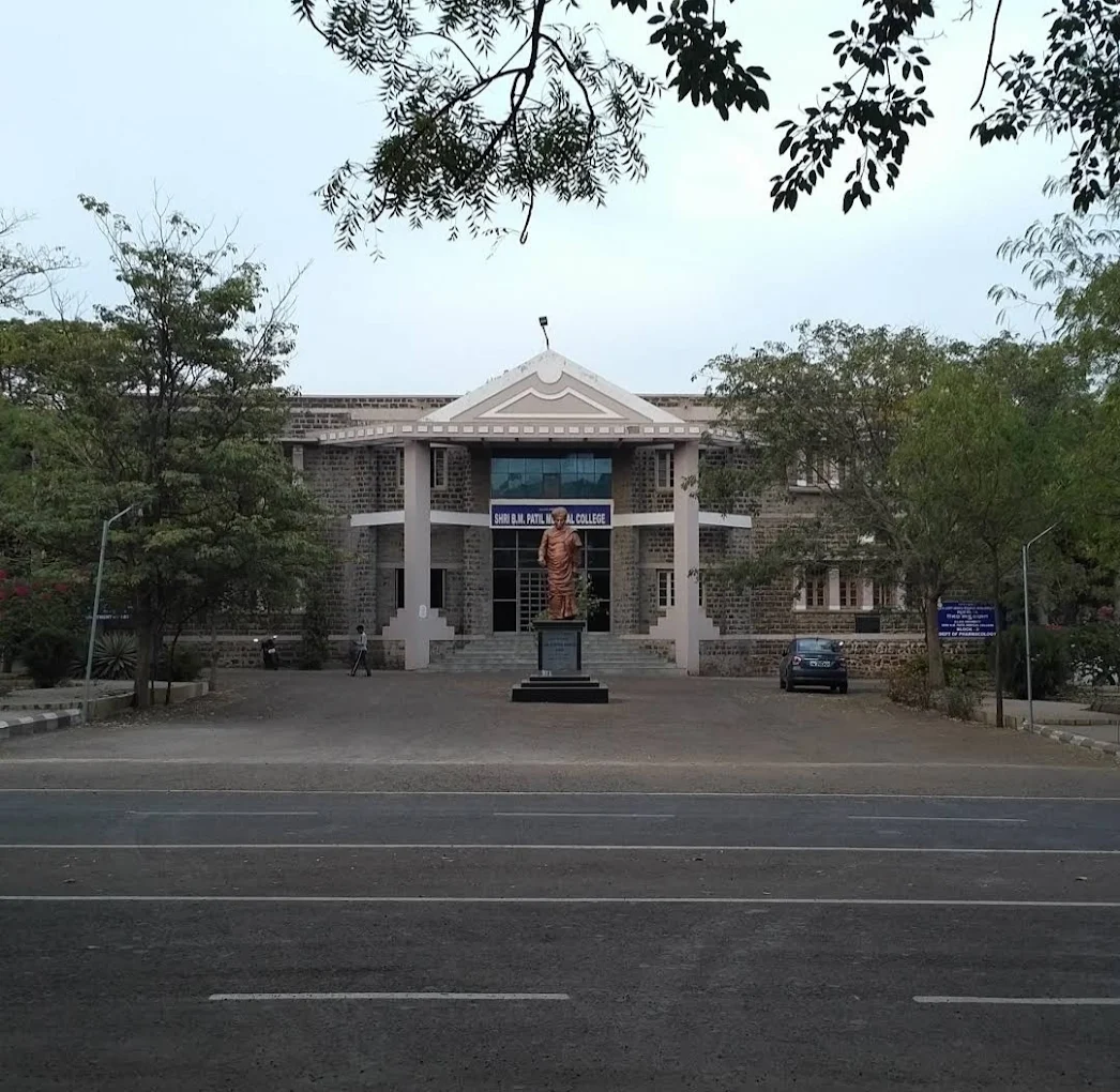 Shri BM Patil Medical College Fees